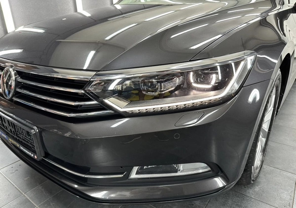 Volkswagen Passat cena 83500 przebieg: 126000, rok produkcji 2018 z Jasień małe 781